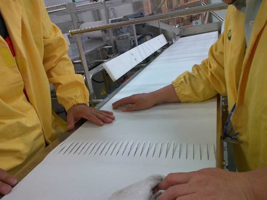 輸送帶的接頭斷了有幾種方式接回來？